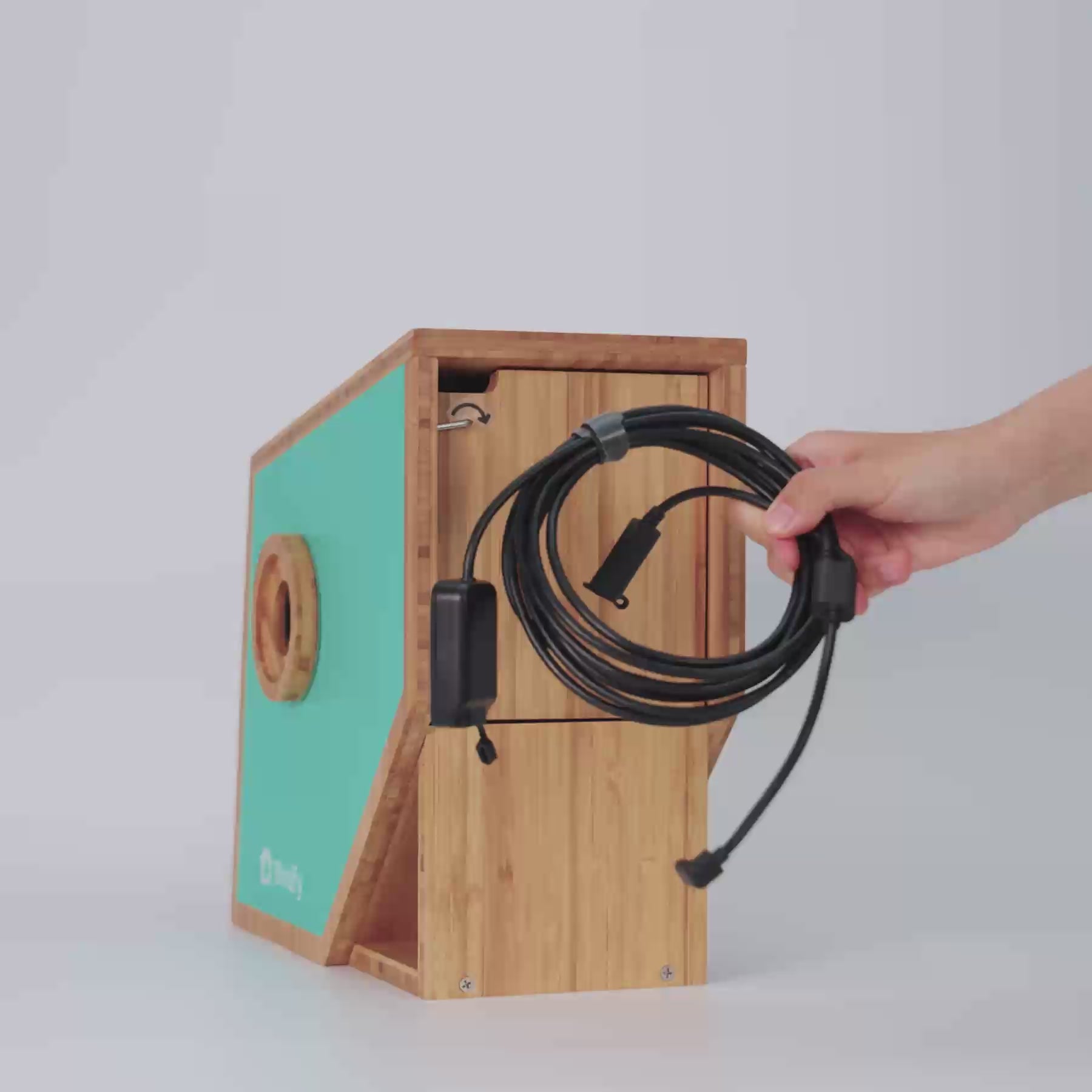 Birdfy Nest Polygon - Smart Birdhouse with Camera